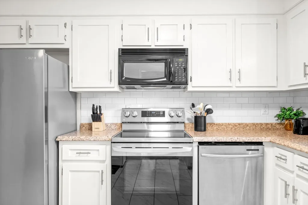 216 Millstone Circle Clarksville TN 37042