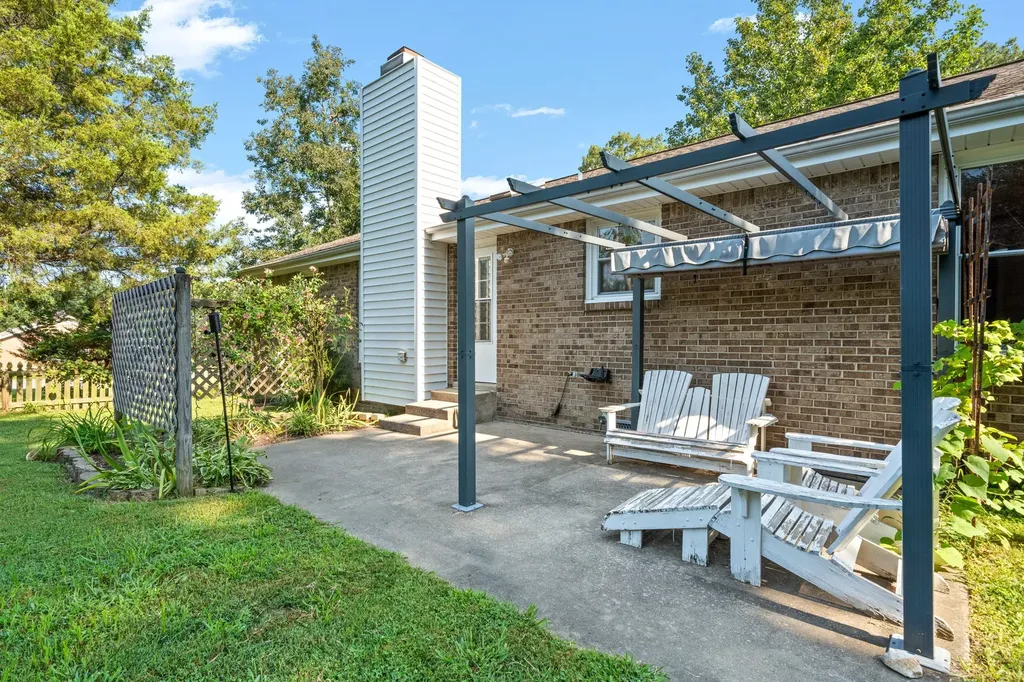 216 Millstone Circle Clarksville TN 37042