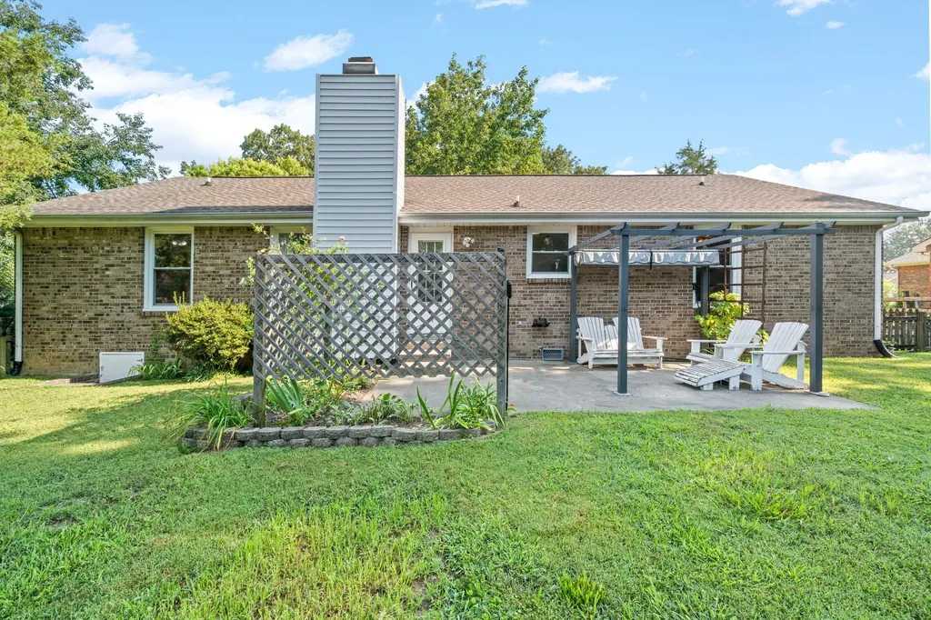 216 Millstone Circle Clarksville TN 37042