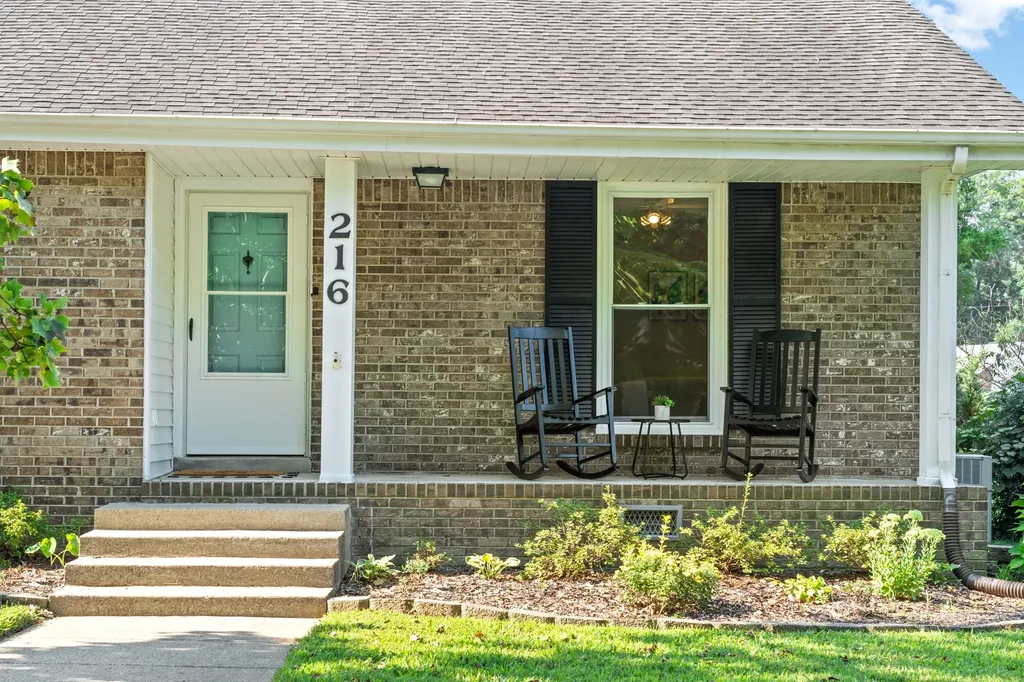 216 Millstone Circle Clarksville TN 37042