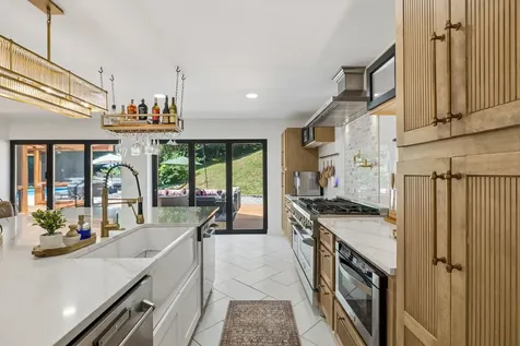 1018 Walnut Court Goodlettsville TN 37072
