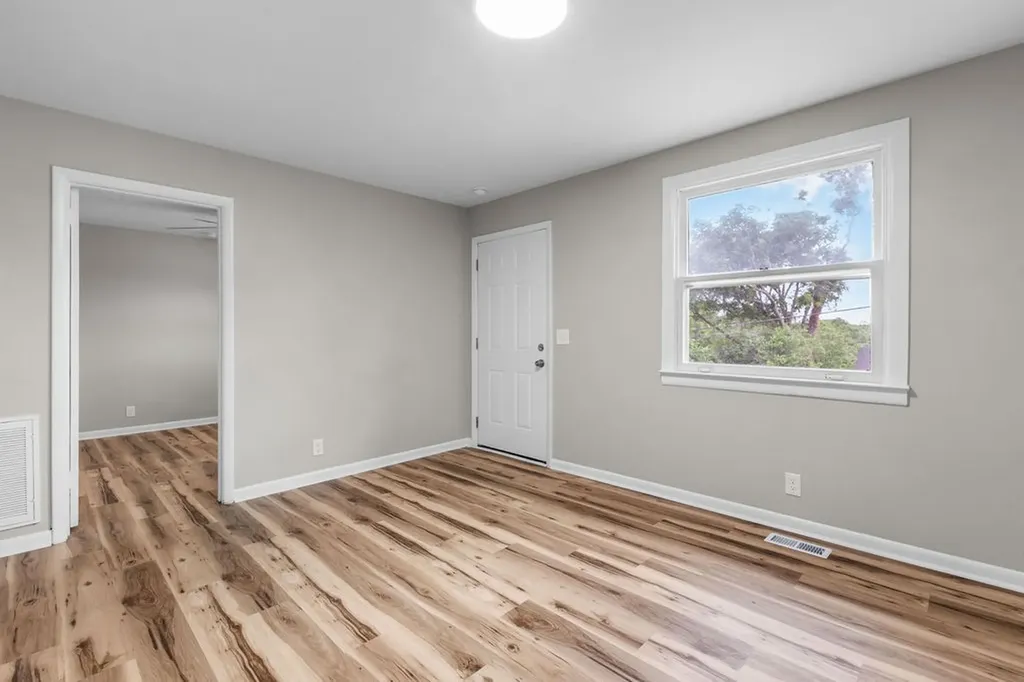 895 W Sharpe Avenue Nashville TN 37206
