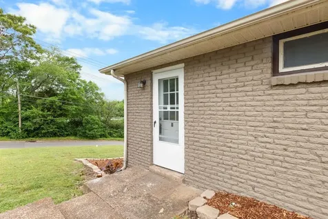 895 W Sharpe Avenue Nashville TN 37206