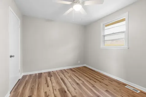 895 W Sharpe Avenue Nashville TN 37206