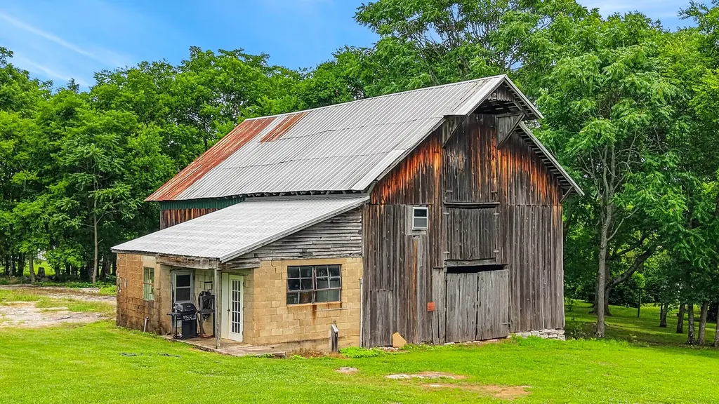 770 Martha Leeville Road Lebanon TN 37090