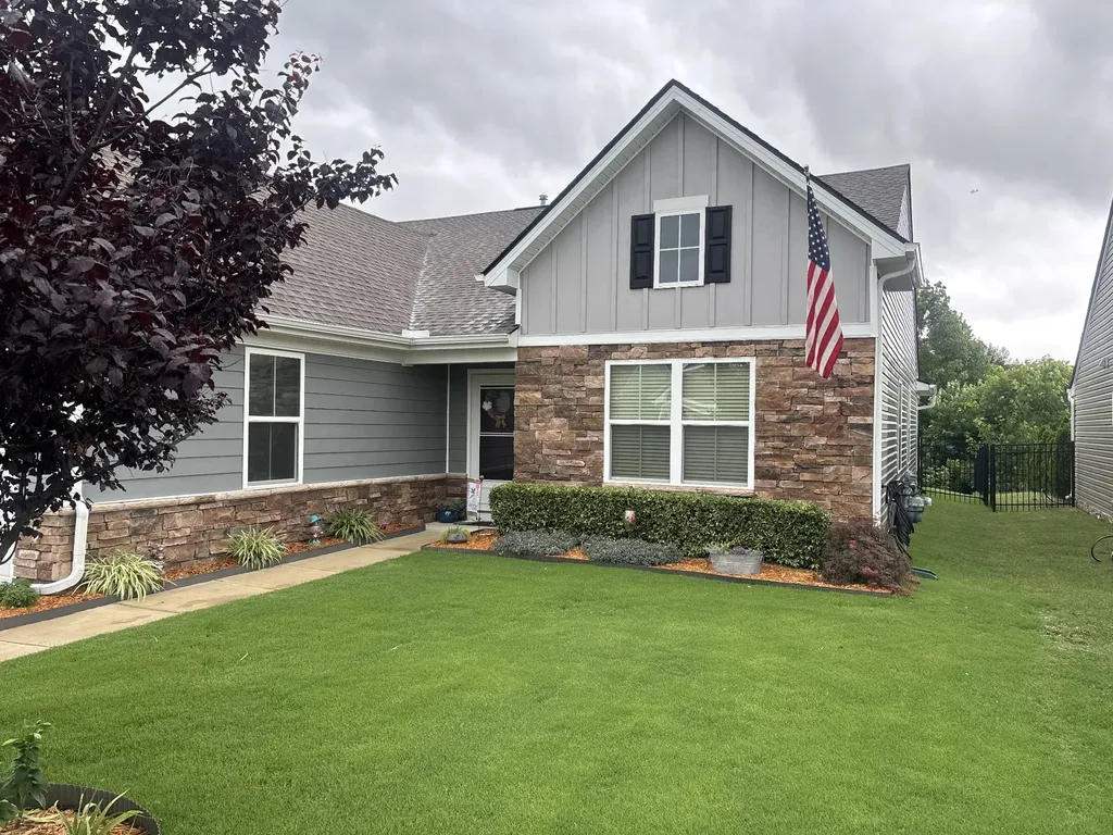 188 Carothers Way White House TN 37188