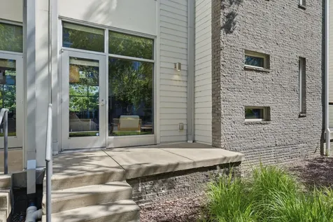 712 Strickland Drive Nashville TN 37206