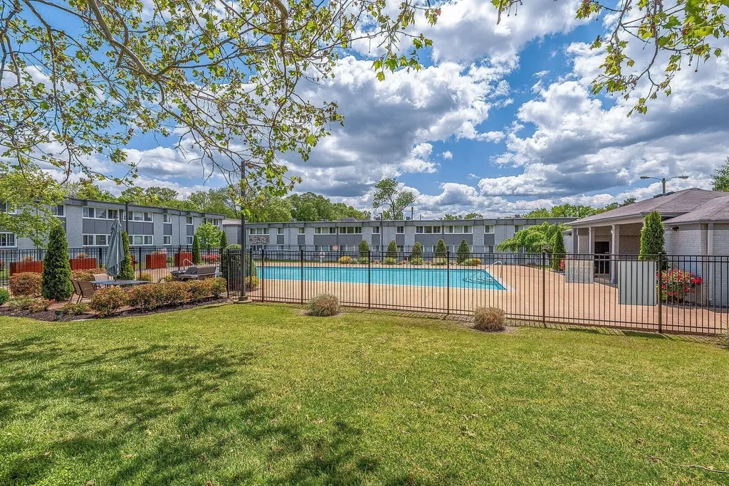 1900 Richard Jones Road Nashville TN 37215