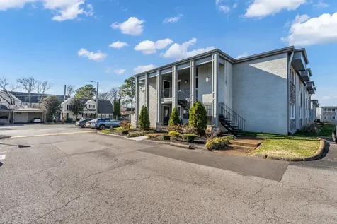 1900 Richard Jones Road Nashville TN 37215