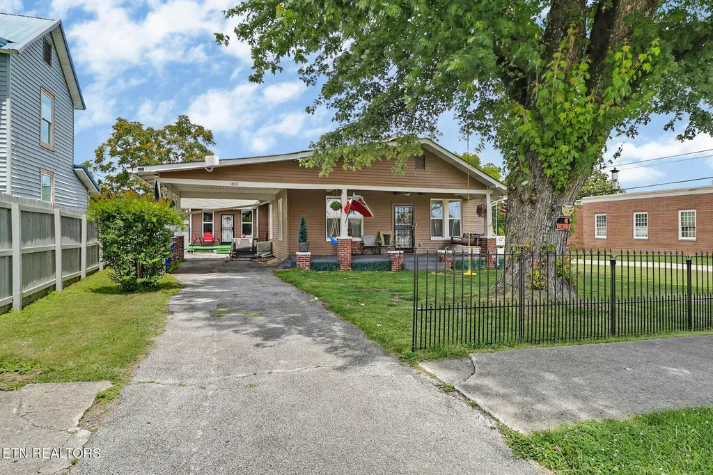 400 W Rockwood Street Rockwood TN 37854