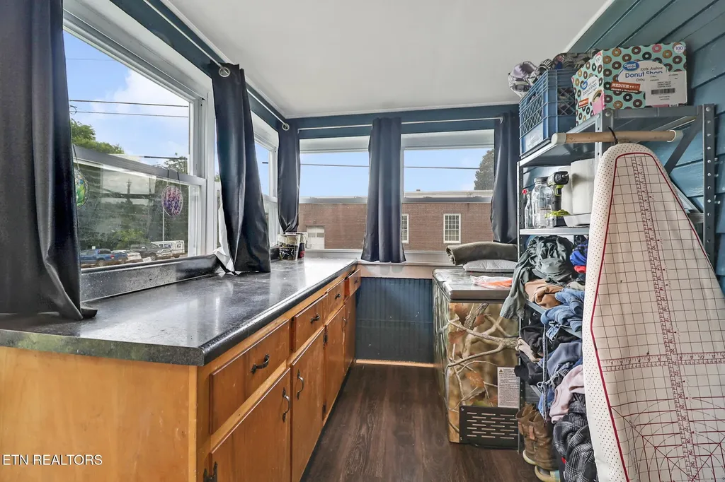 400 W Rockwood Street Rockwood TN 37854