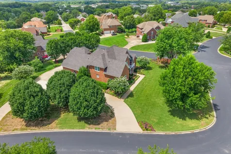 412 Treemont Drive Clarksville TN 37043