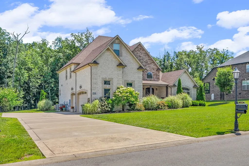 1130 Reda Drive Clarksville TN 37042