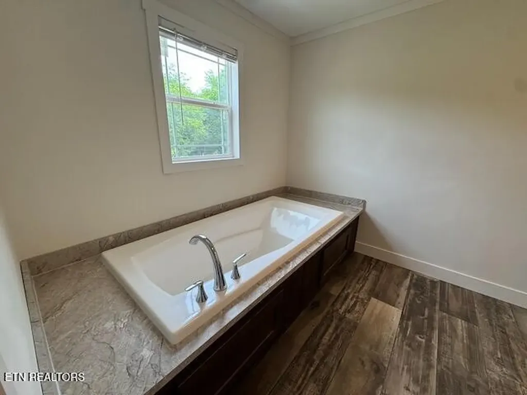 1680 Goodfield Road Decatur TN 37322