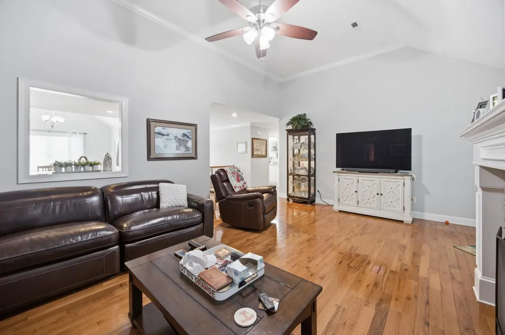7064 Brady Drive Harrison TN 37341