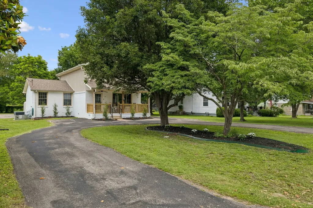 205 Anthony Avenue Old Hickory TN 37138