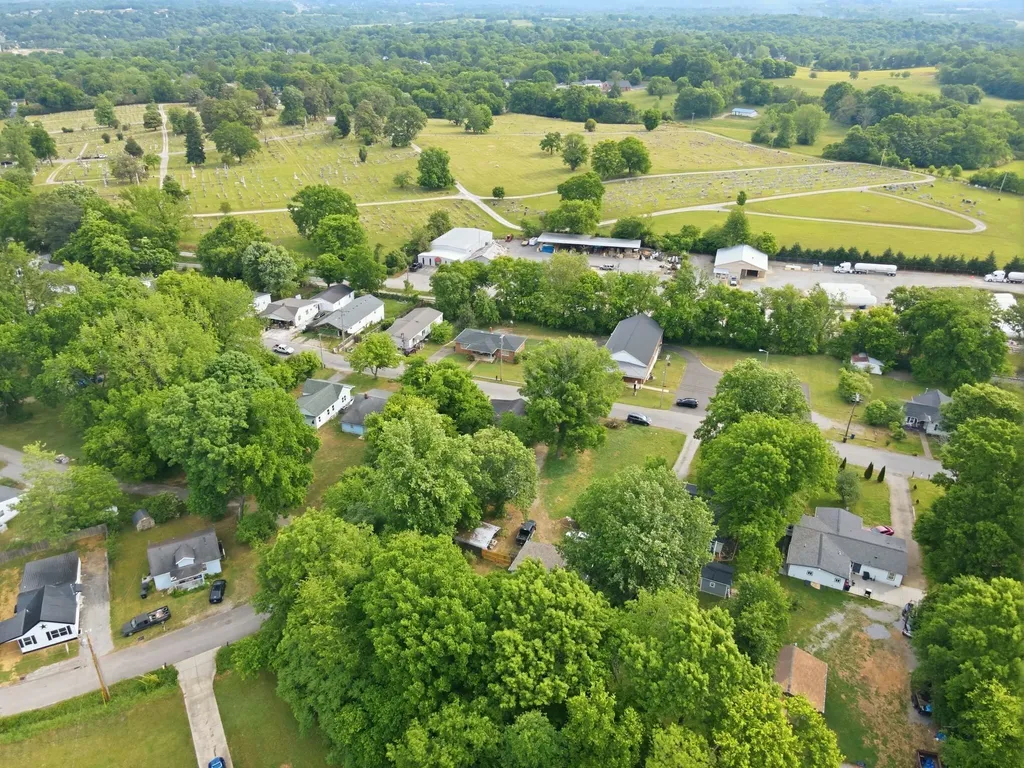 410 Mooresville Pike Columbia TN 38401