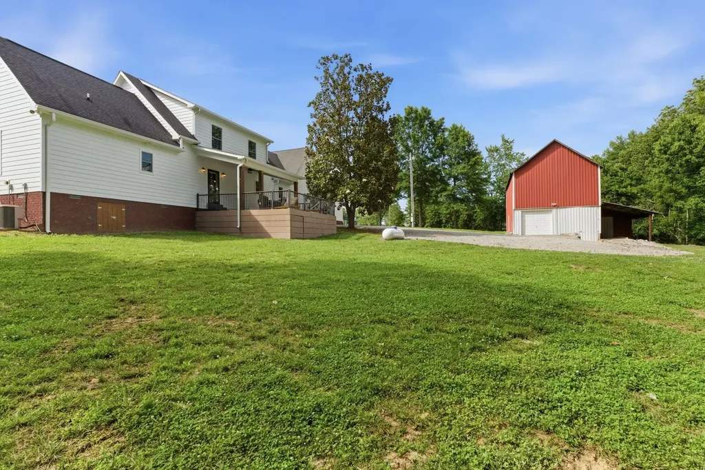 4747 Edgar Dillard Road Greenbrier TN 37073