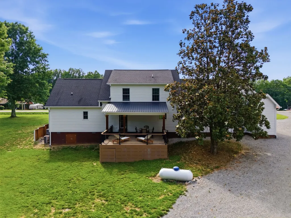 4747 Edgar Dillard Road Greenbrier TN 37073