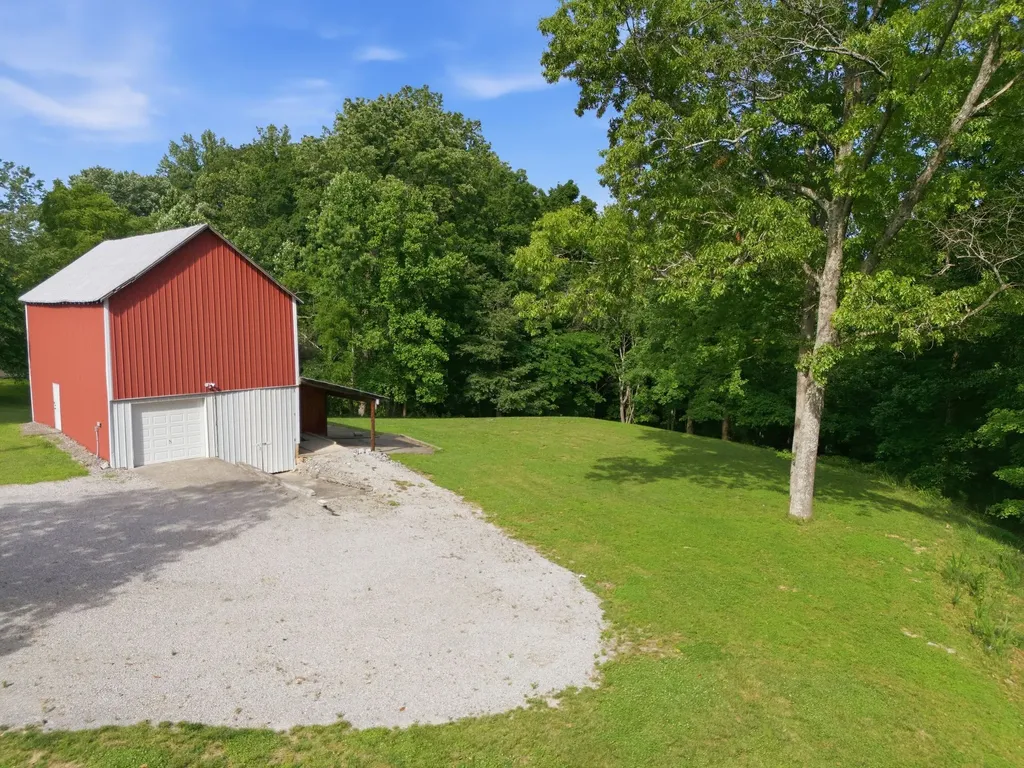 4747 Edgar Dillard Road Greenbrier TN 37073