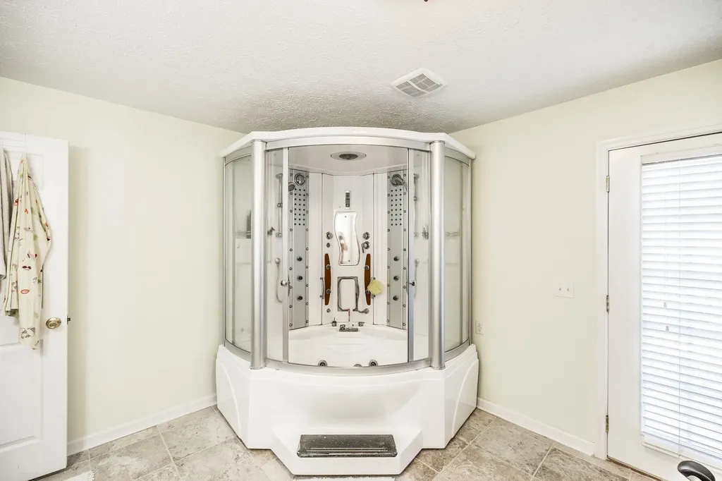 2544 S Mount Pleasant Road Greenbrier TN 37073