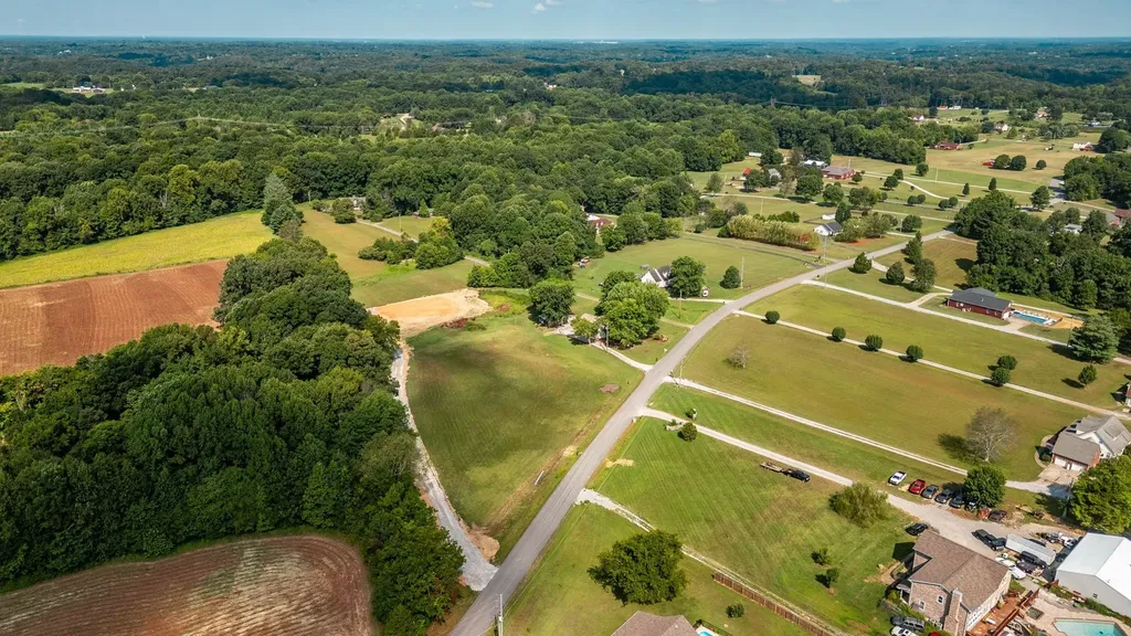 2544 S Mount Pleasant Road Greenbrier TN 37073