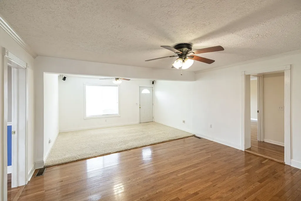 2544 S Mount Pleasant Road Greenbrier TN 37073