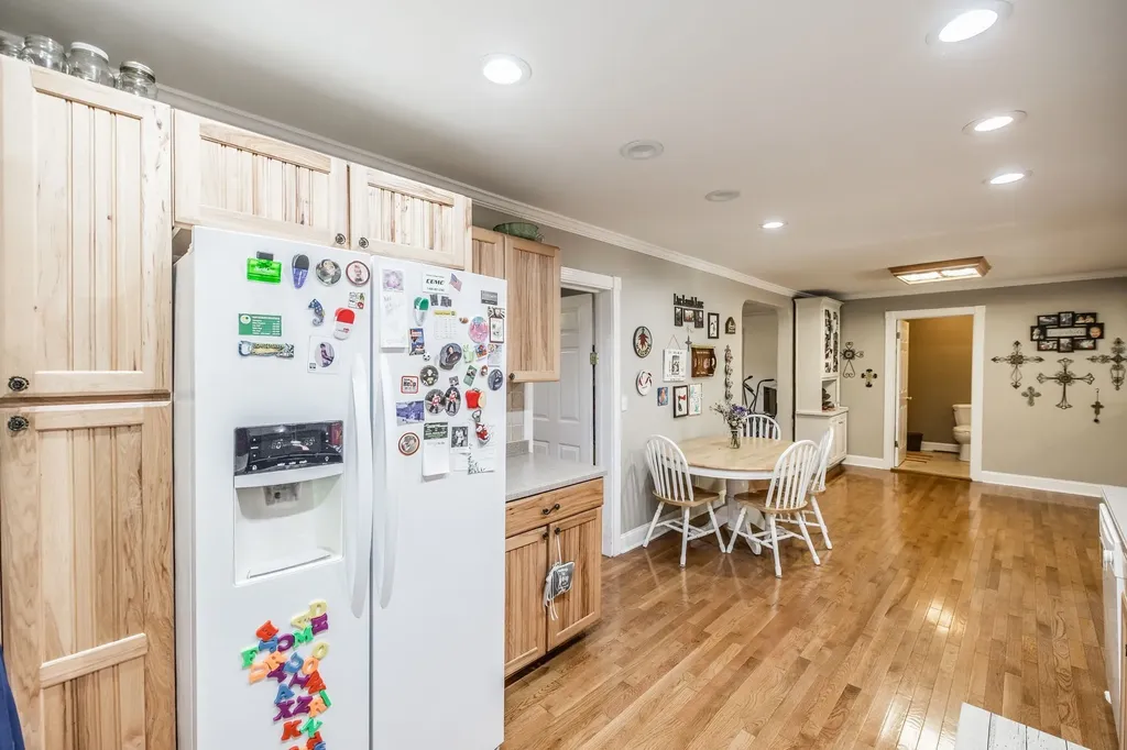 2544 S Mount Pleasant Road Greenbrier TN 37073