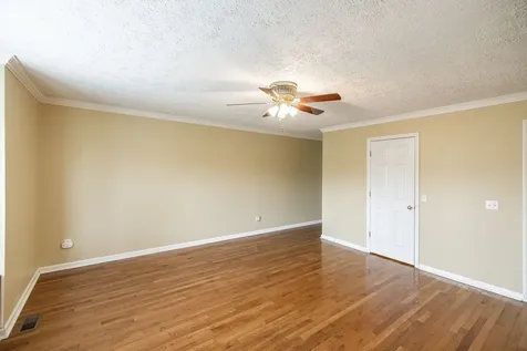 2544 S Mount Pleasant Road Greenbrier TN 37073