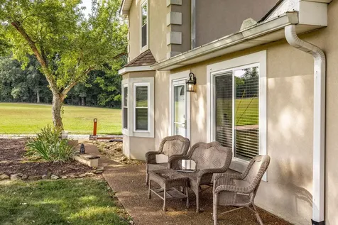2544 S Mount Pleasant Road Greenbrier TN 37073
