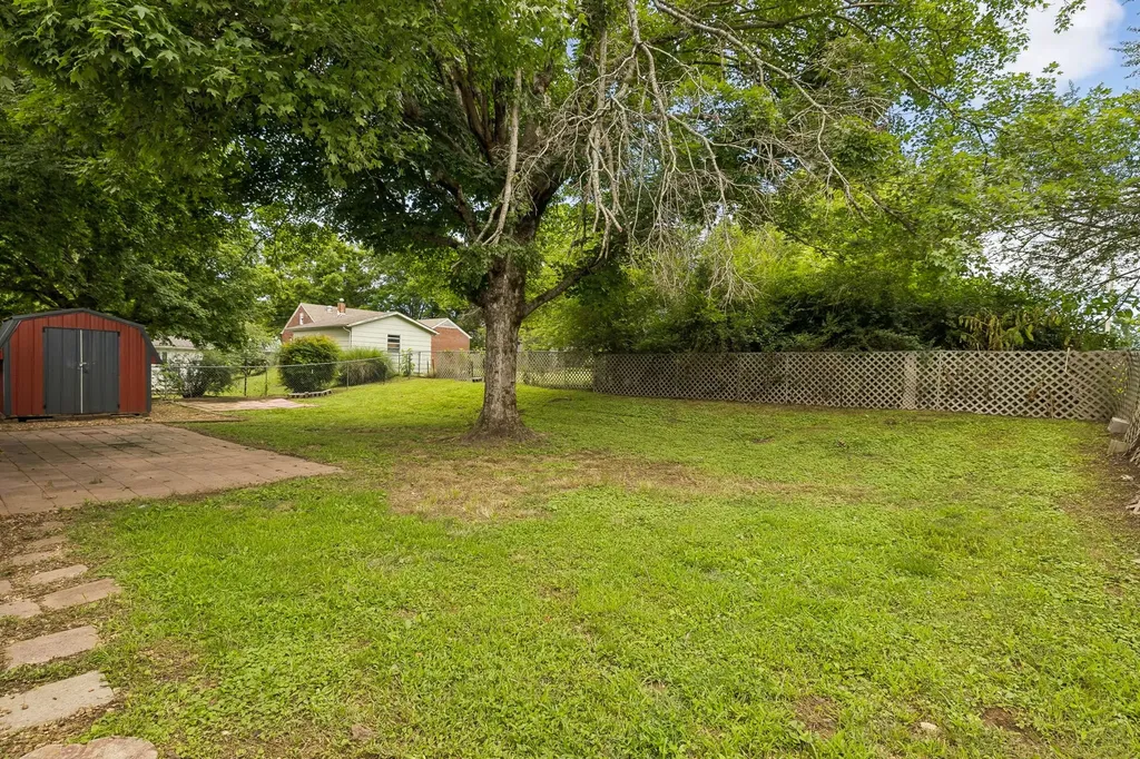 111 Morrison Street Centerville TN 37033