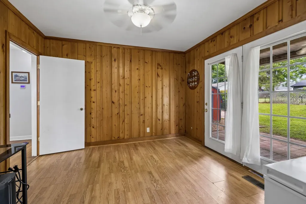 111 Morrison Street Centerville TN 37033