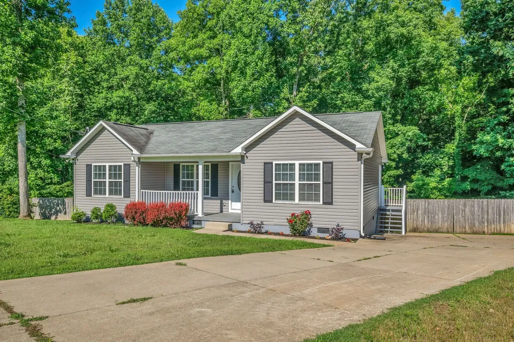 306 Twilight Court White Bluff TN 37187