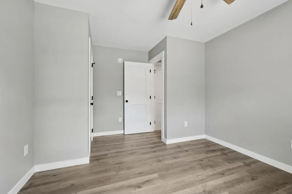 150 Alice Preston Loop Gordonsville TN 38563