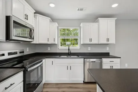 150 Alice Preston Loop Gordonsville TN 38563