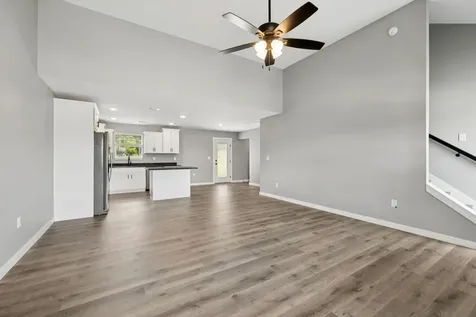 150 Alice Preston Loop Gordonsville TN 38563