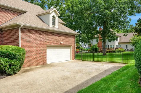 8005 Rosemere Way Chattanooga TN 37421