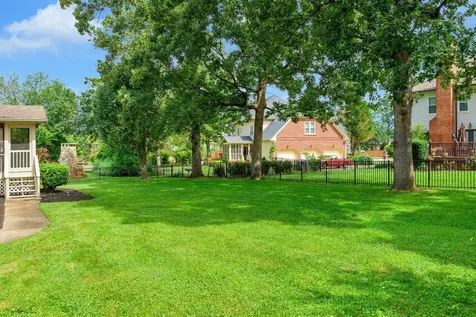 8005 Rosemere Way Chattanooga TN 37421