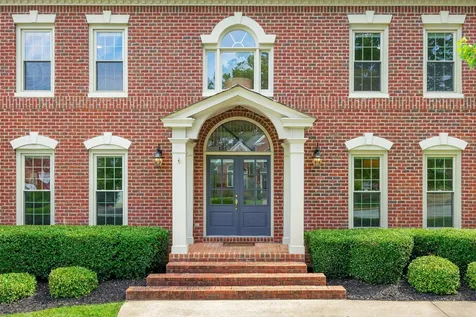 8005 Rosemere Way Chattanooga TN 37421