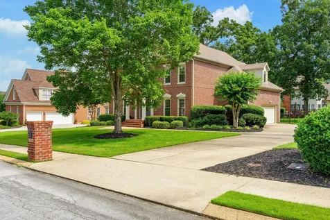8005 Rosemere Way Chattanooga TN 37421