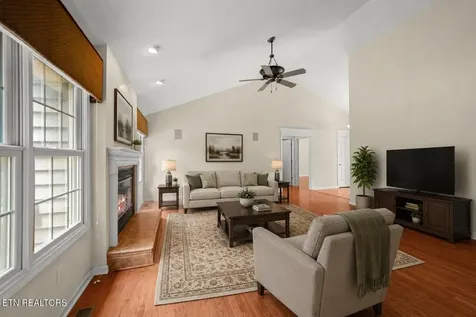 106 Mariners Drive Crossville TN 38558