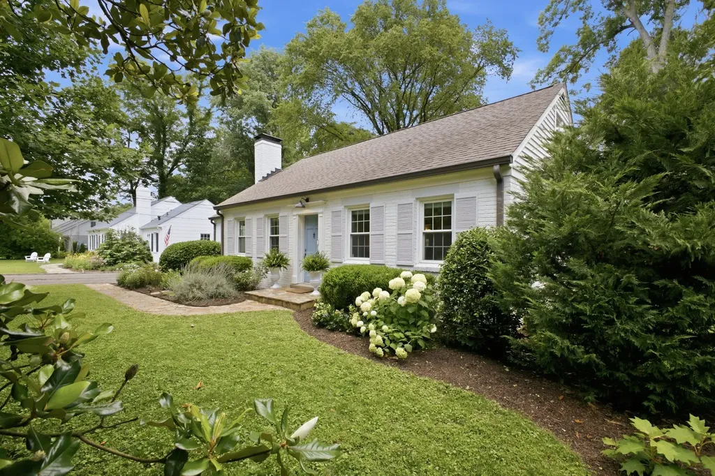 4008 Auburn Lane Nashville TN 37215