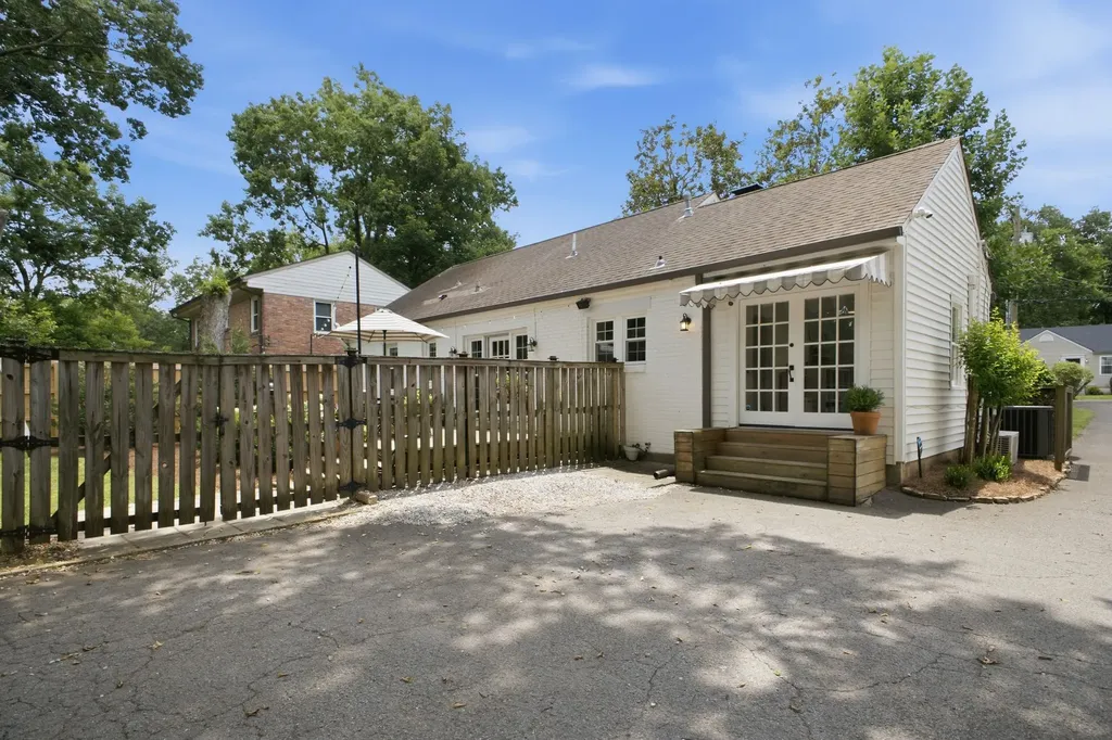 4008 Auburn Lane Nashville TN 37215