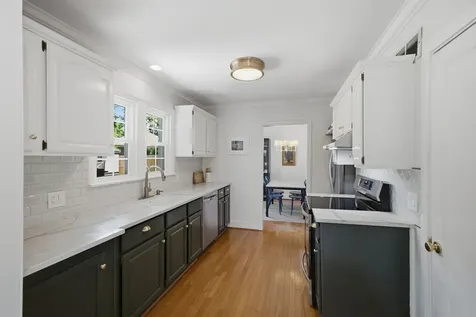 4008 Auburn Lane Nashville TN 37215