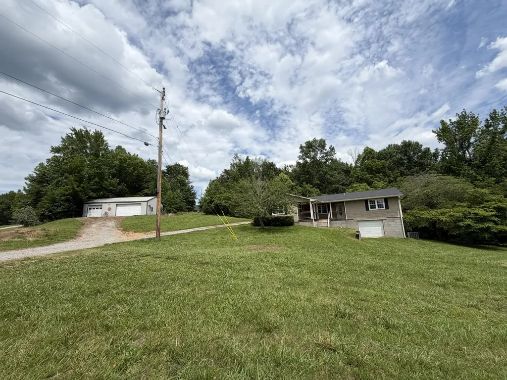 1142 John Shores Road Chapmansboro TN 37035