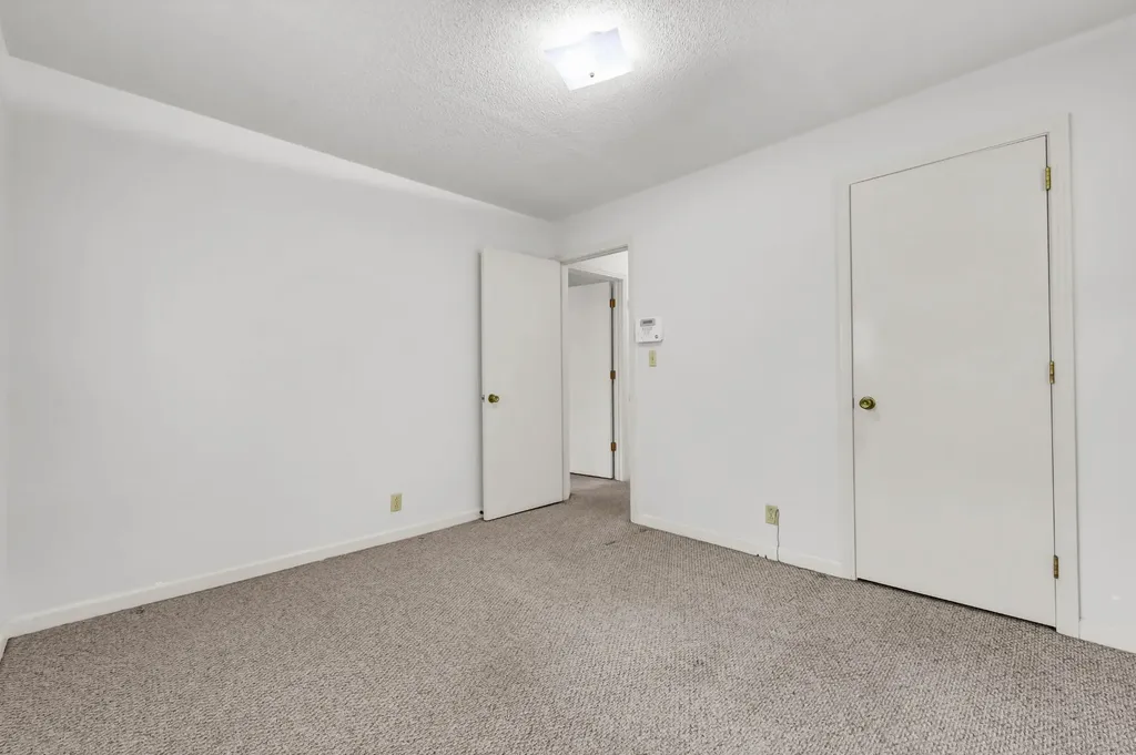 2706 Dove Court Clarksville TN 37040