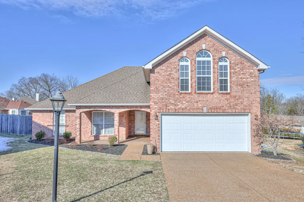 129 Breakwater Bay Hermitage TN 37076