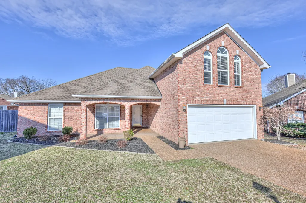 129 Breakwater Bay Hermitage TN 37076