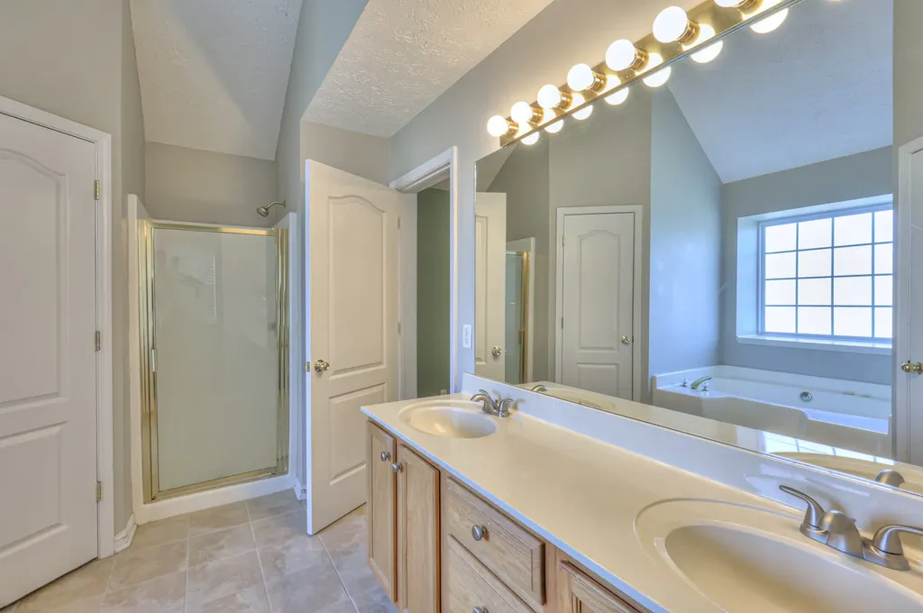 129 Breakwater Bay Hermitage TN 37076
