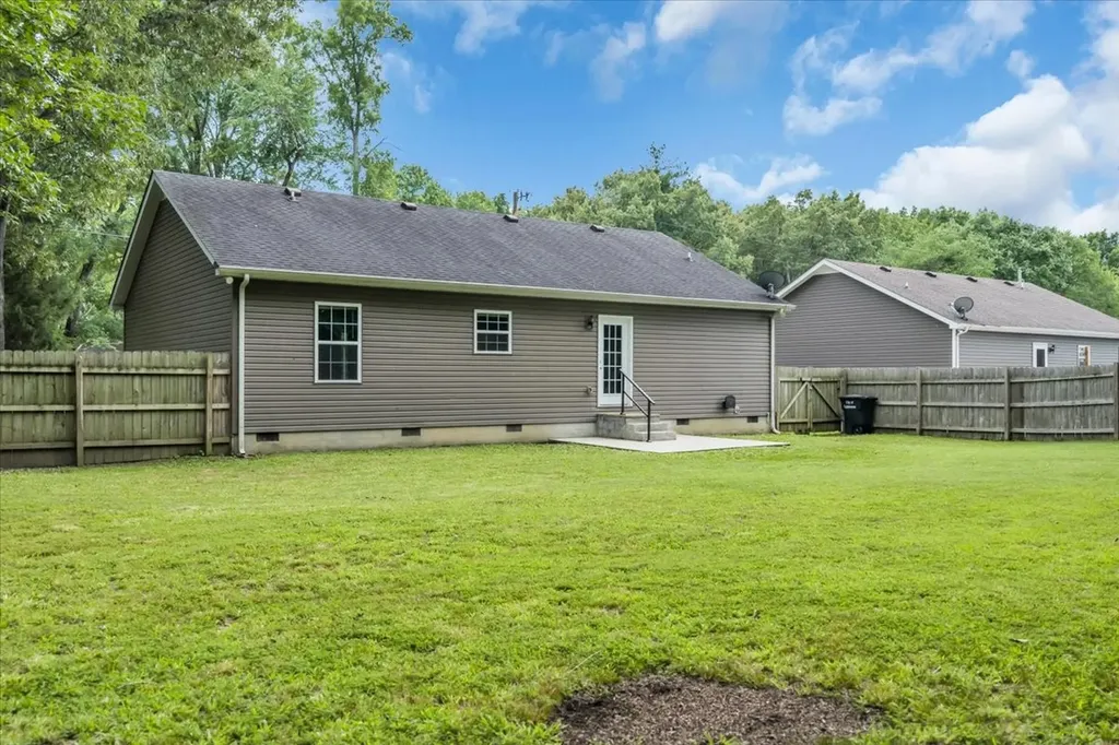 727 Marbury Road Tullahoma TN 37388